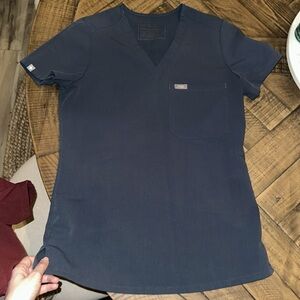 Figs dark harbor Catarina one pocket scrub top size XXS
